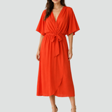 Abito midi elegante con scollo incrociato e cintura