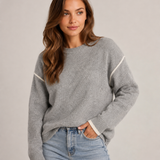 Diana – oversizowy sweter o luźnym kroju